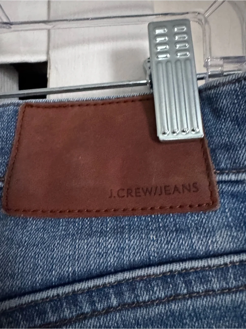J Crew Jeans straight leg medium blue wash like new 31